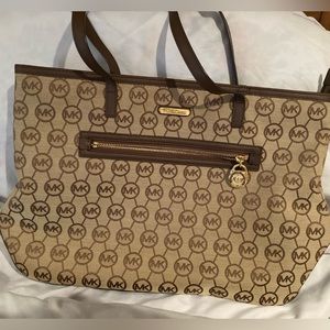 Michael Kors cloth MK circle logo brown bag